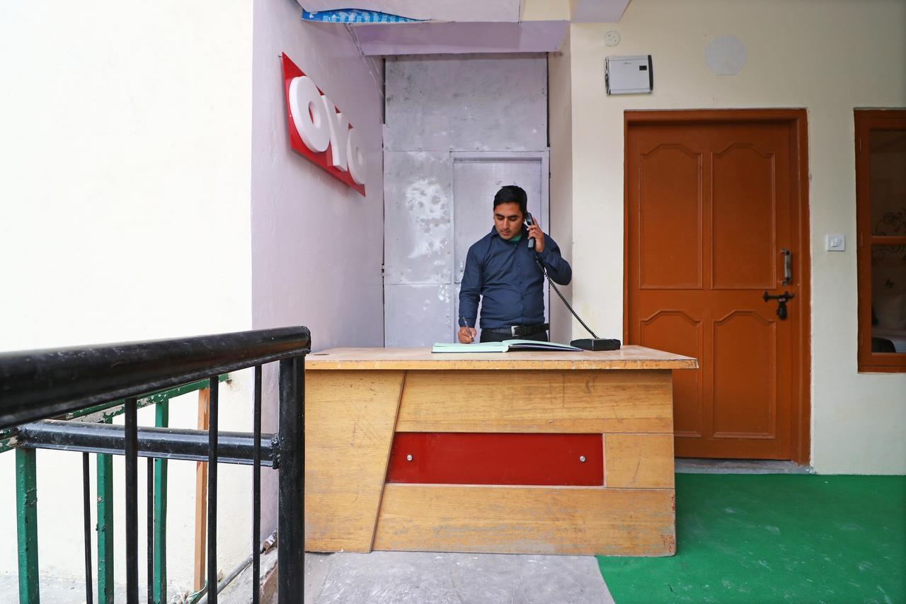 Oyo 13728 Hotel Kempty Valley View Hotel & Restaurant Mussoorie Eksteriør billede