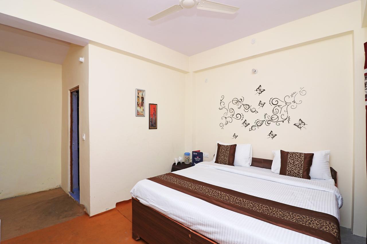 Oyo 13728 Hotel Kempty Valley View Hotel & Restaurant Mussoorie Eksteriør billede
